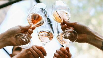 De 10 beste rosé wijnen onder de 10 euro voor deze zomer